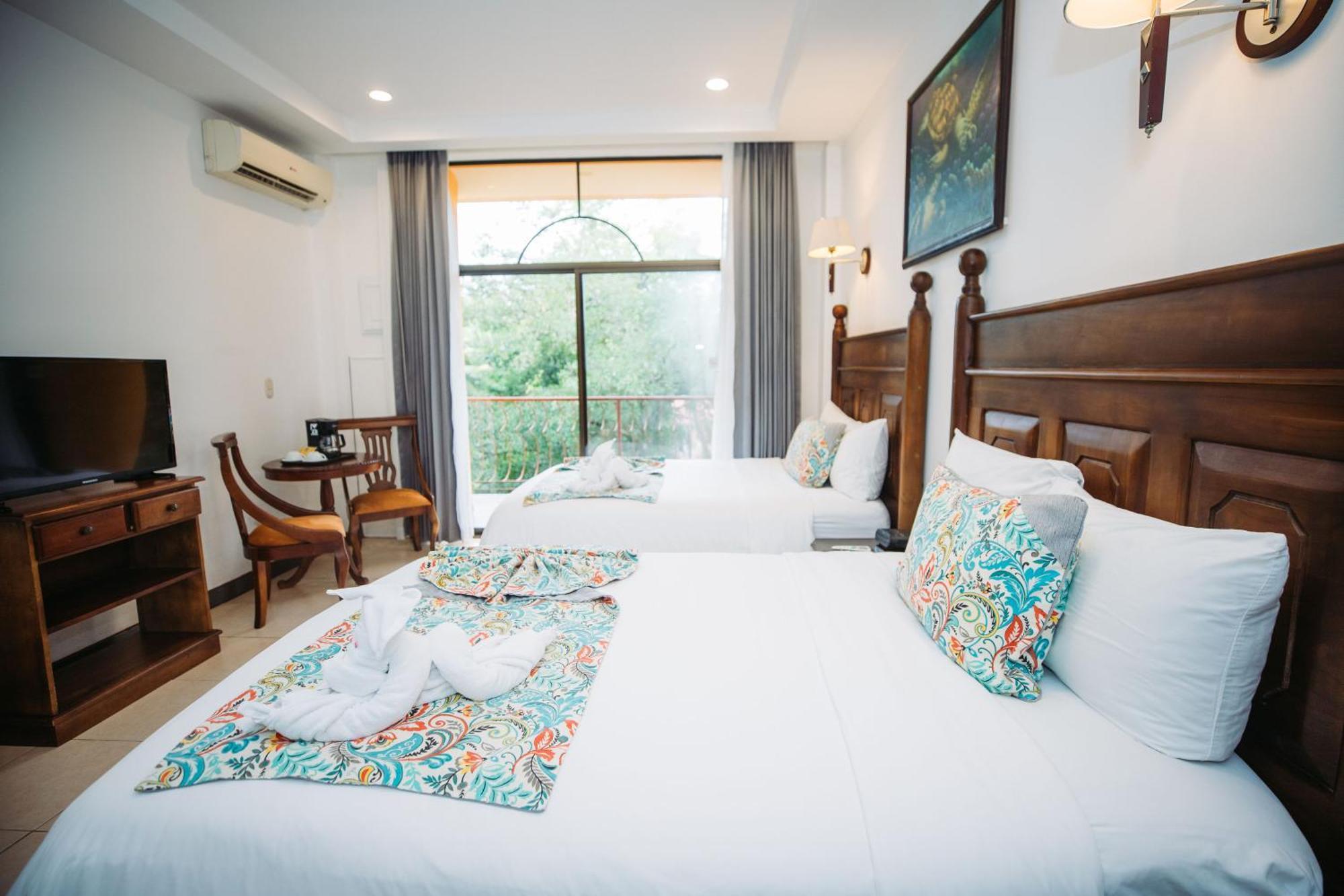 Hotel San Bada Resort & Spa Manuel Antonio Exterior photo